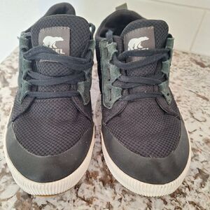 Sorel Women’s  Lace, Waterproof Black Sneakers, Size 6.5‎